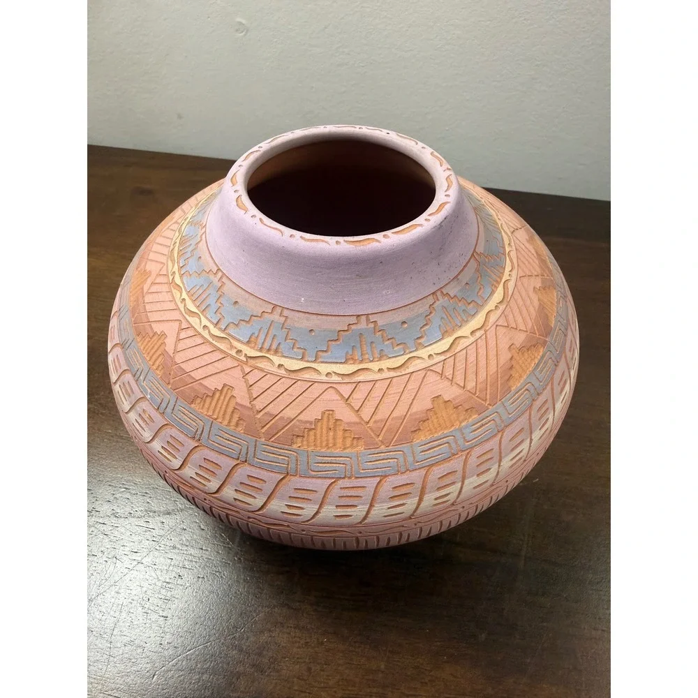P Nez Navajo Pottery Vase Hand Etched Sgraffito Southwestern Pink Lavender 5in